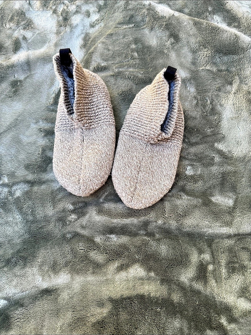 Bombas The Gripper Slipper Beige